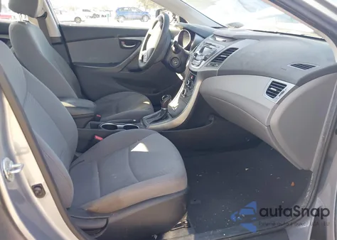 2016 Hyundai Elantra Se из США, поврежденный, VIN 5NPDH4AE2GH755353